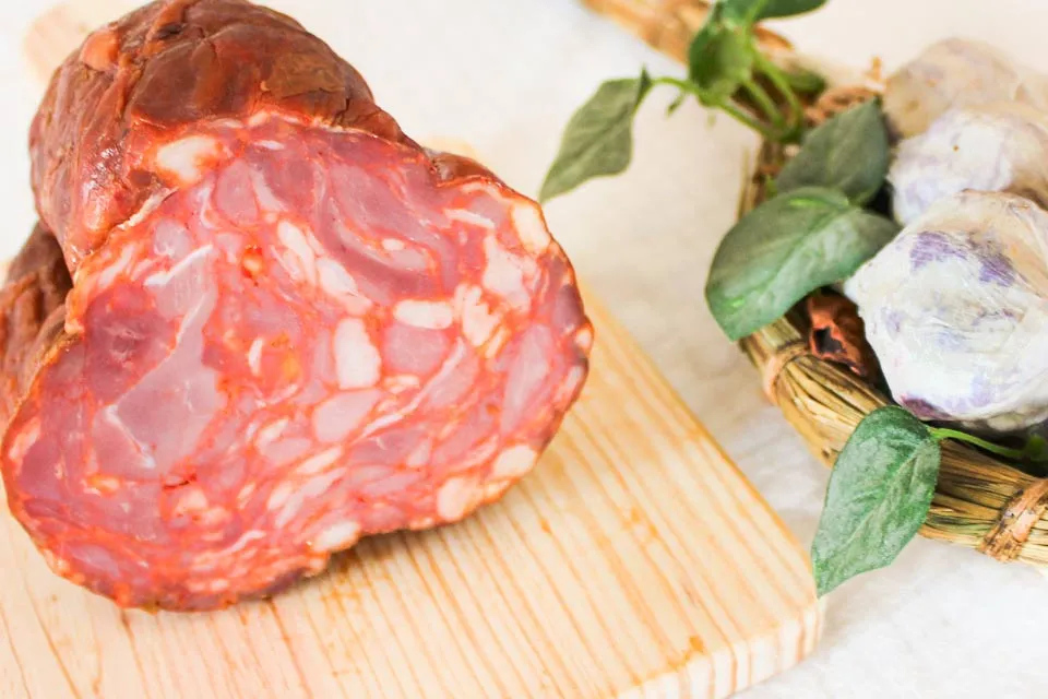 paiola-gros-saucisson-sec-fume-ail-ingredients-quintinha-daldeia